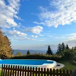 Penzion Mikulcin Vrch Гостевой дом