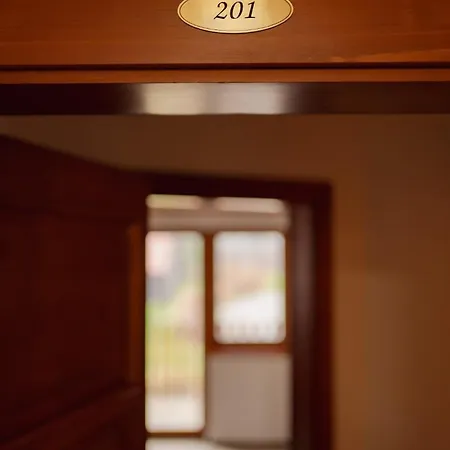 Mikulcin Vrch 3*